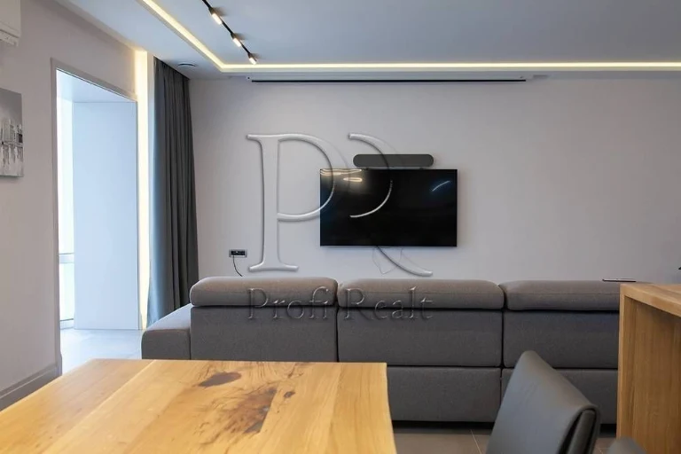 Without % Sale of a 3-room apartment on Ivasyuka, 12D