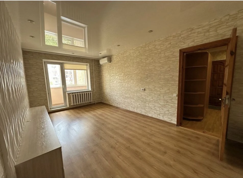 Продам 3-х кімнатну квартиру ЧН, від ВЛАСНИКА, масани, 5 пов