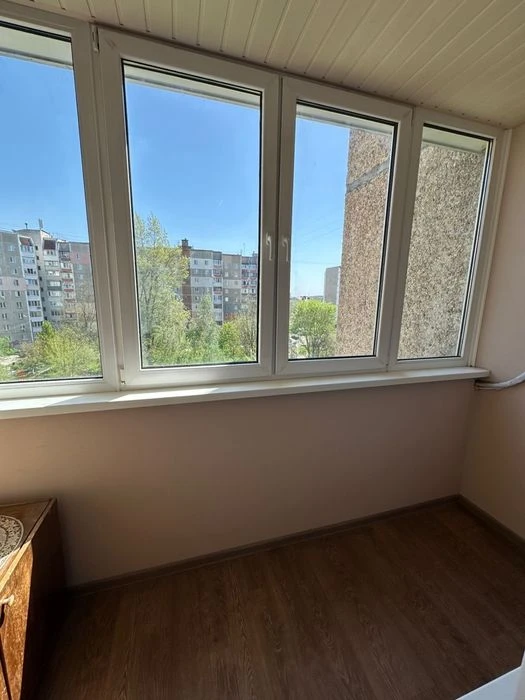 Продам 3-х кімнатну квартиру ЧН, від ВЛАСНИКА, масани, 5 пов