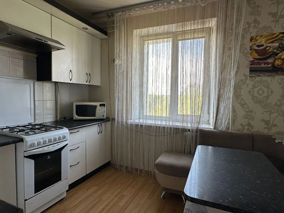 Продам 3-х кімнатну квартиру ЧН, від ВЛАСНИКА, масани, 5 пов