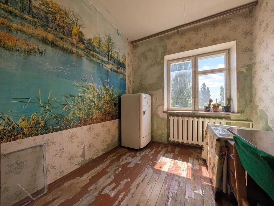 4-кімнатна квартира, проспект Лук’яненка, район Ниви, 64 м²