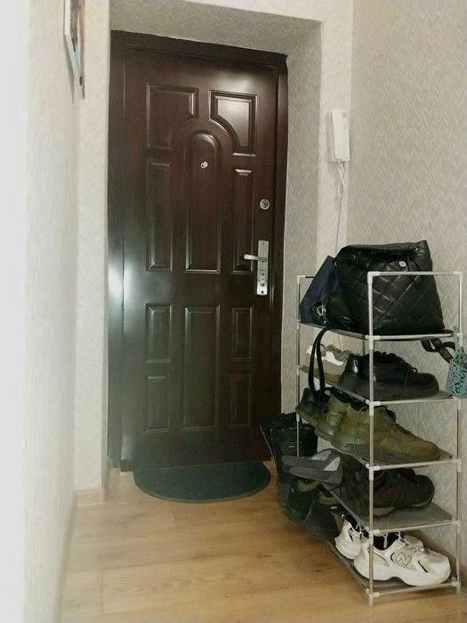 Квартира в кирпичном доме, 3/5, в районе Сивер-авто
