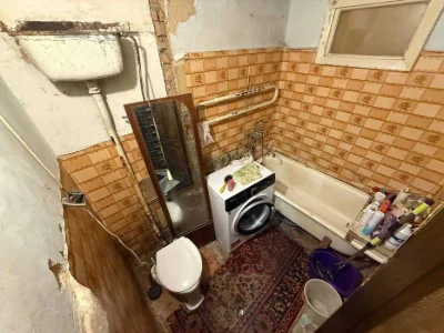 Ціна знижена!2 кімнатна квартира, ринок Нива. Терміновий про