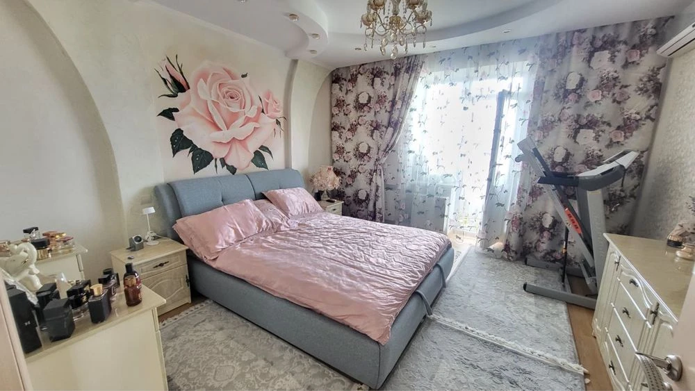 Центр!! Автономка, сучасна кв в новому будинку+гараж!!