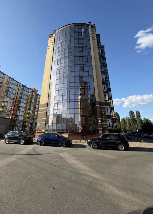 Простора квартира в ЖК «Панорама»Масани | єОселя | Автономне