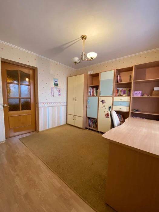 Продаж квартири 160 м2  ЦЕНТР Автономне опалення!