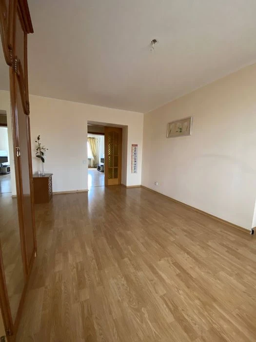 Продаж квартири 160 м2  ЦЕНТР Автономне опалення!