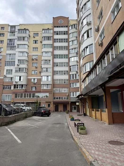 Продаж 1-кімнатної квартири з автономним опаленням у самому