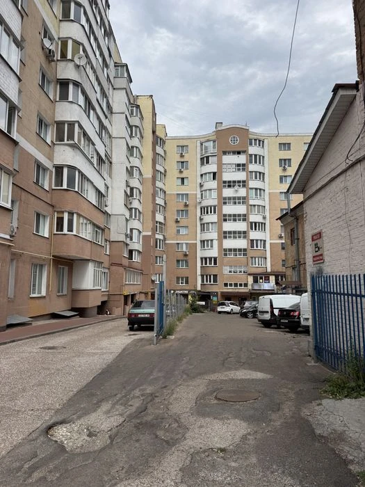 Продаж 1-кімнатної квартири з автономним опаленням у самому