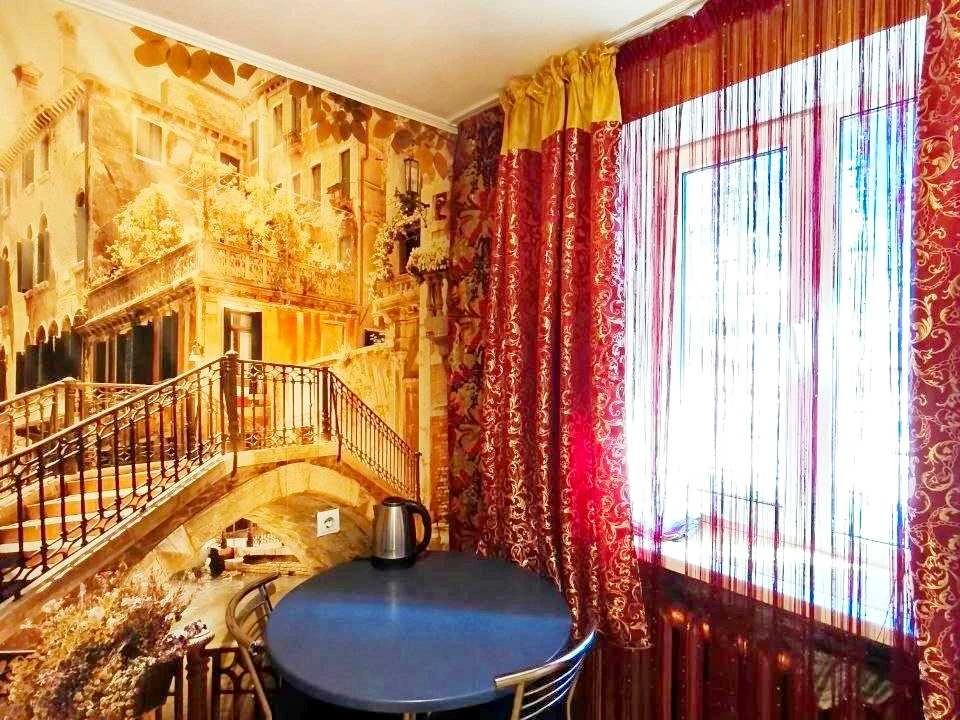 Квартира. Чернігів, Олександра Довженка вул. (Толстого)