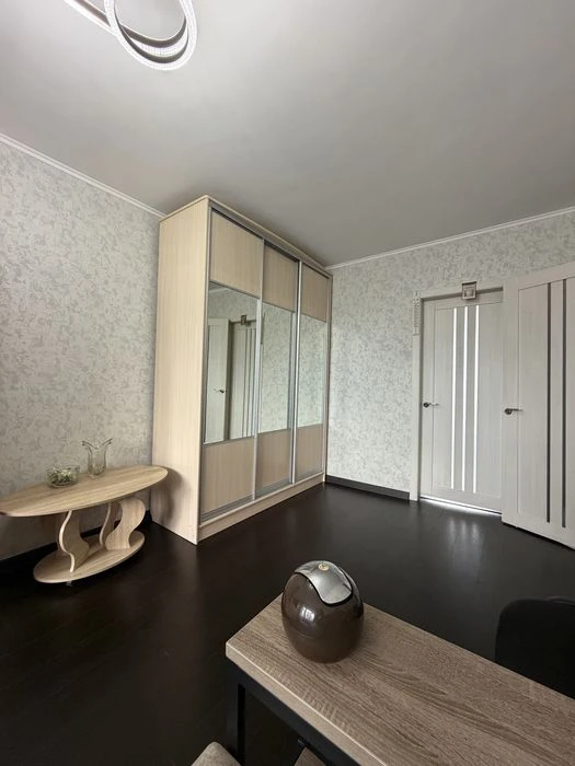 Продаж 2-кімнатної квартири по вул. Івана Мазепи!(центр)