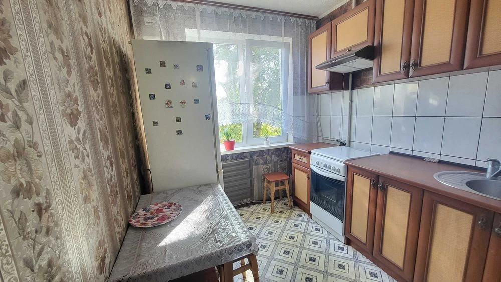 2 комнатная квартира по ул Старобелоусской, 3 этаж