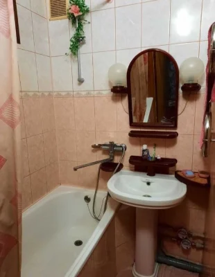 2 комнатная квартира по ул Старобелоусской, 3 этаж