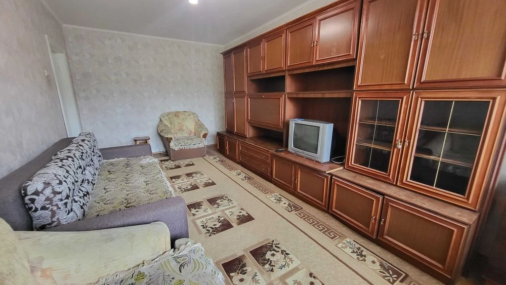 2 комнатная квартира по ул Старобелоусской, 3 этаж