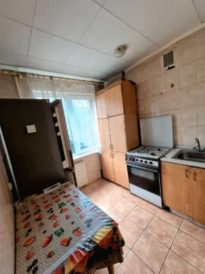 Продаж 4- х кімнатної квартири Г. ПУХОВА