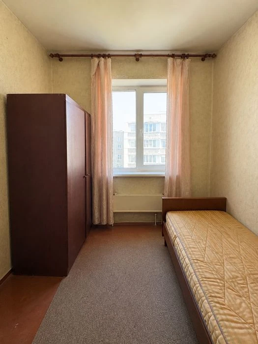 Продаж 3 к квартира вул Паркова(Савчука)7
