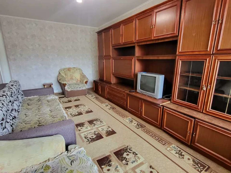 Квартира. Чернігів, Старобілоуська вул.