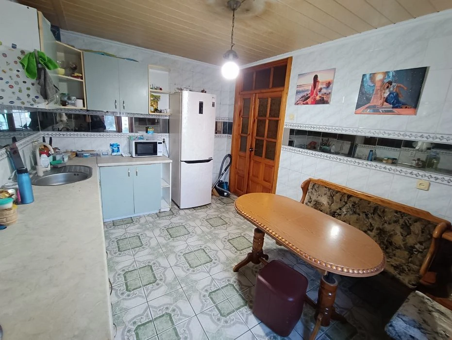 Продам 3-х кімнатну квартиру, 102,7 кв.м
