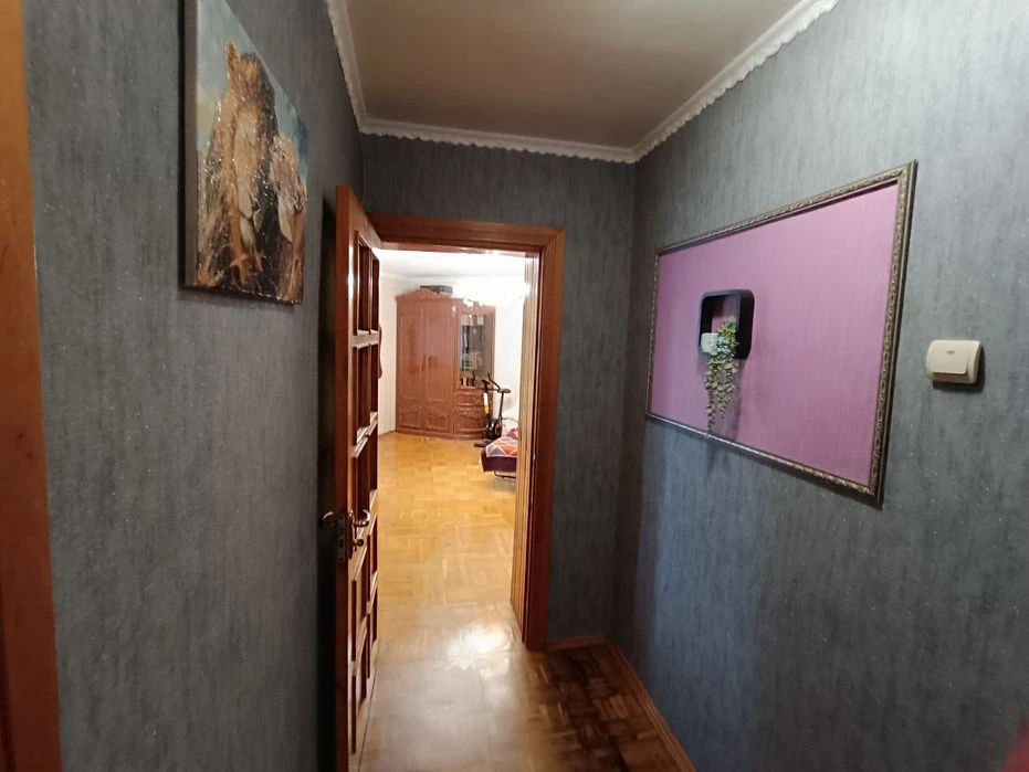Продам 3-х кімнатну квартиру, 102,7 кв.м