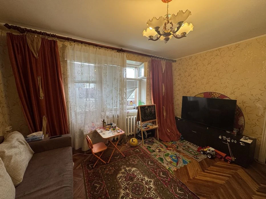Продаж 3-кімнатної квартири в районі Голлівуду, 68 м². ЄВідн