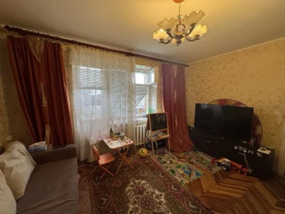 Продаж 3-кімнатної квартири в районі Голлівуду, 68 м². ЄВідн