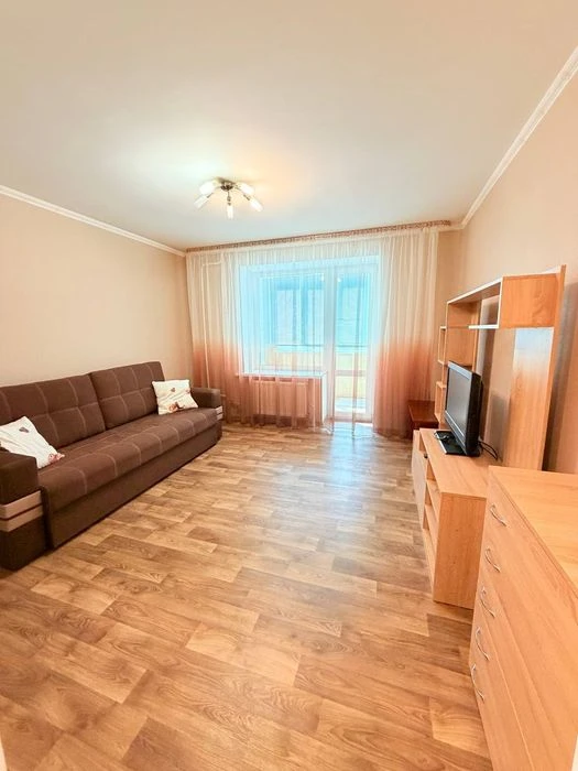 СРОЧНО!!Продаж гарної квартири 42м2