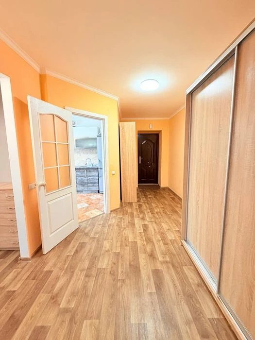 СРОЧНО!!Продаж гарної квартири 42м2