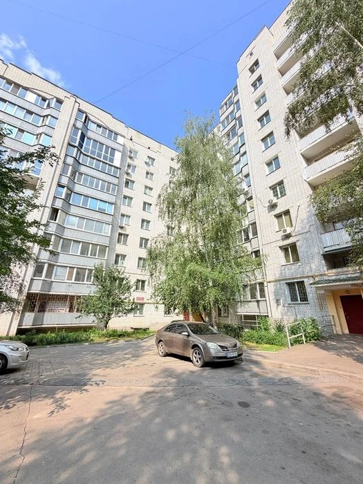 СРОЧНО!!Продаж гарної квартири 42м2