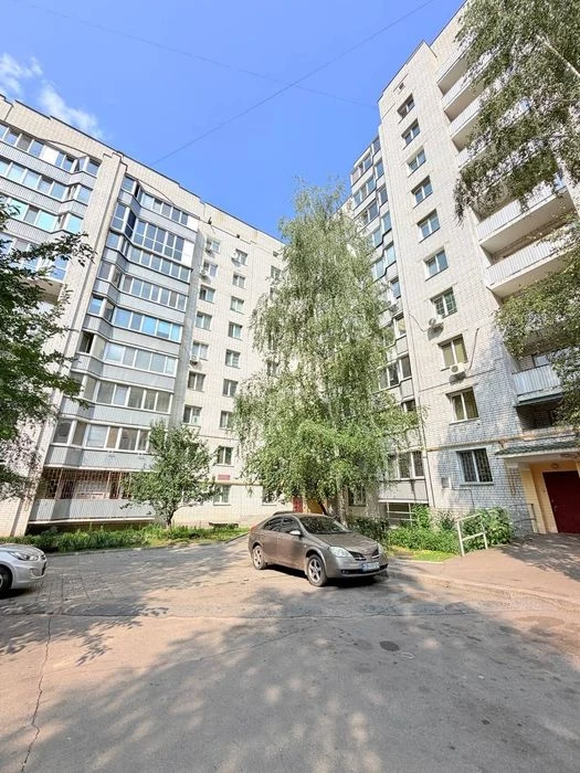 СРОЧНО!!Продаж гарної квартири 42м2