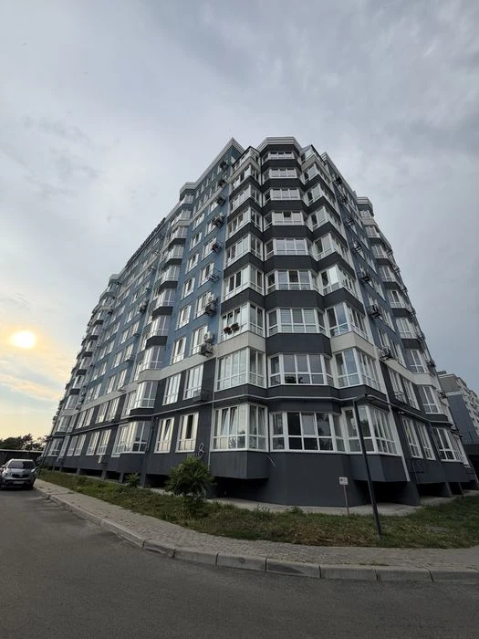 NEWStreet! 50кв.м Продам Нову 1 кімн.кв Ремонт Лісова Голіву