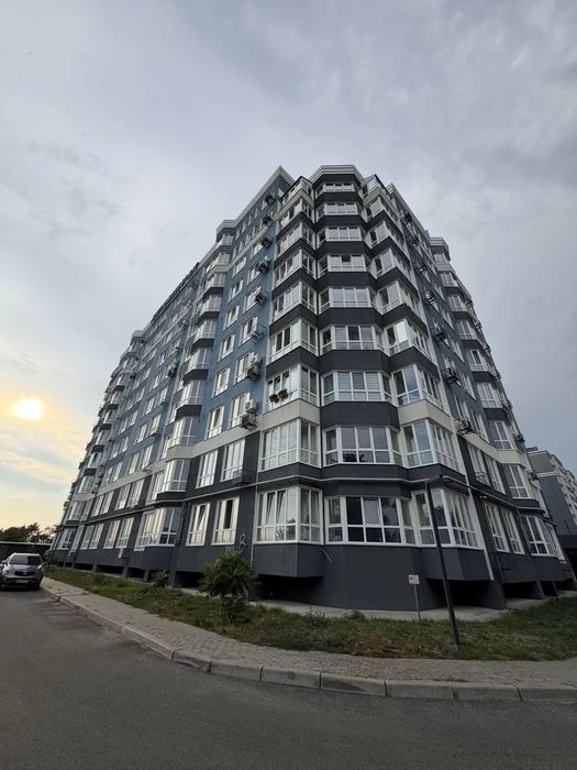 NEWStreet! 50кв.м Продам Нову 1 кімн.кв Ремонт Лісова Голіву