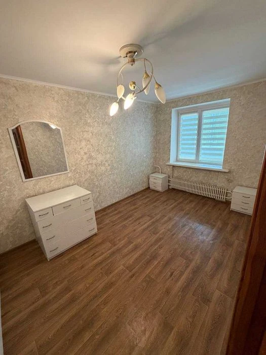 Продам 2-х комн. квартиру, р-н Центр, Градецкий