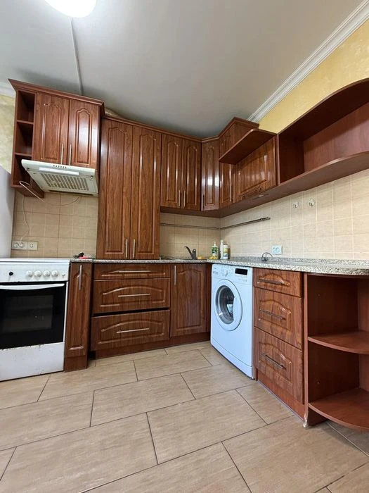 1 поверх.НОВИНКА Продаж гарної  1 кім