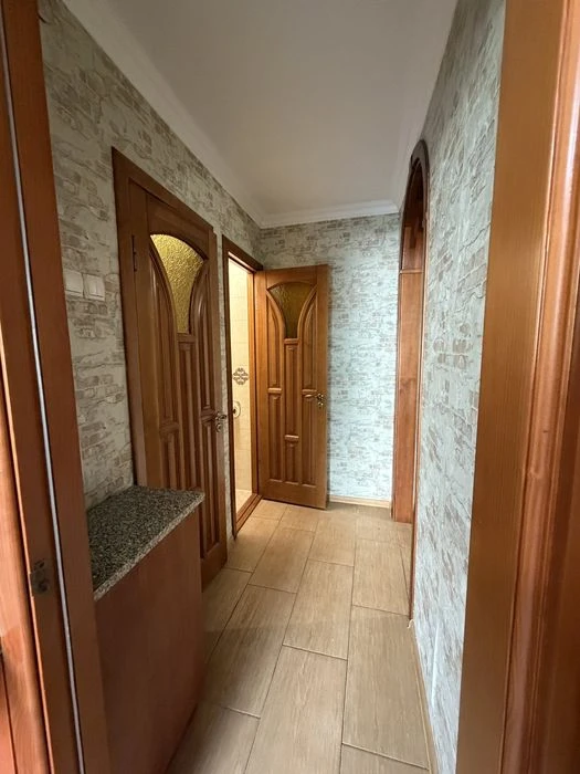 1 поверх.НОВИНКА Продаж гарної  1 кім