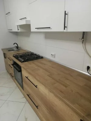 Продається сучасна 1 кім.кв ЦЕНТР ДеснянськаПравда 60а Авт.