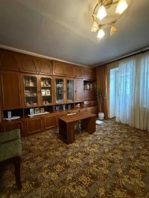 Ціна знижена! 3-кімнатної квартири в центрі міста, район 5 к
