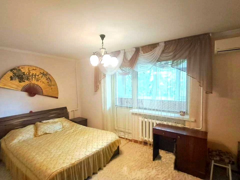 Квартира. Чернігів, Олександра Довгача вул. (Стаханівців)