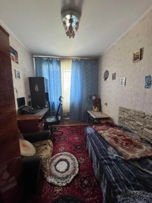3-х кімнатна квартира по вул. Соборності ( цегла не кутова)