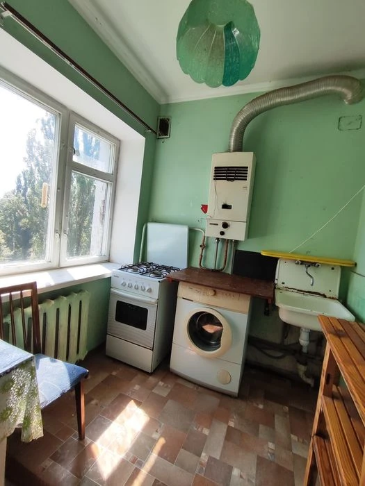 4-кімнатна квартира 64 м² | проспект Лук'яненка | Район Нива