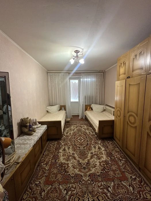 Продам 3х кім.кв. в р-ні 5 кутів по пр-ту Перемоги