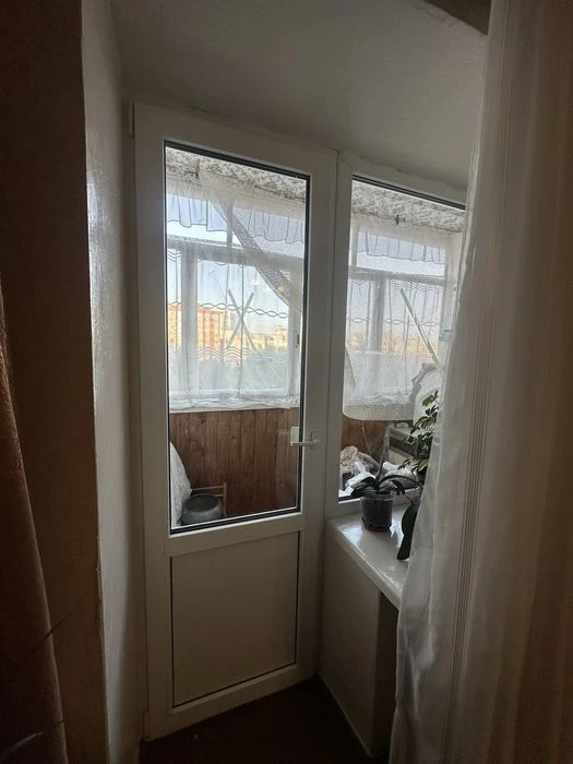 Продам 3х кім.кв. в р-ні 5 кутів по пр-ту Перемоги