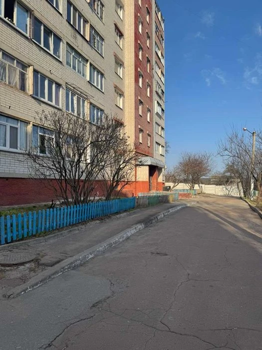 2-х кімнатна квартира  по вул. Героїв Чорнобиля