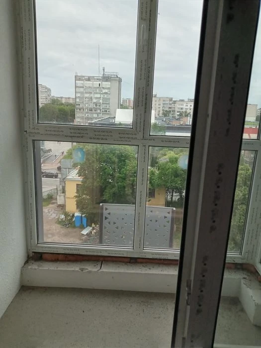 Продам  елітну 3-и кімнатну кв-ру у новобудові  ЖК Київ Sky!