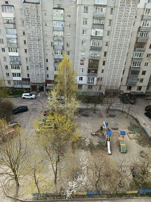 Продаж  2 .кв. з  лічильником тепла вул.Освіти