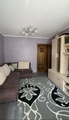 Продаж 2 - кімн. квартири , Л.Лукʼяненка, ринок Нива
