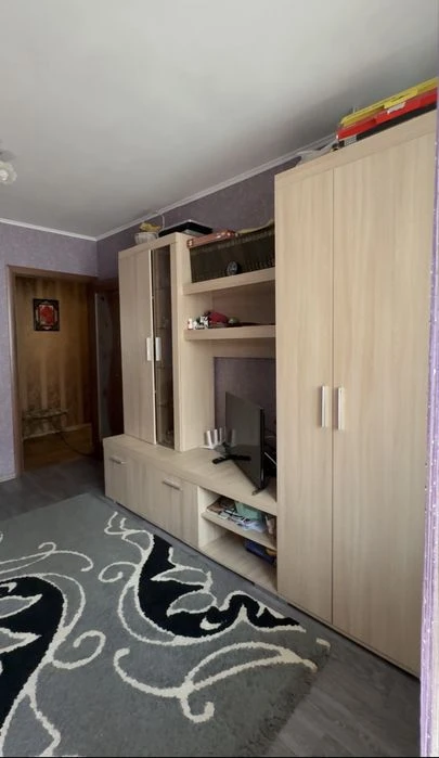 Продаж 2 - кімн. квартири , Л.Лукʼяненка, ринок Нива