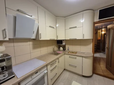 Продам двокімнатну квартиру з євроремонтом на Масанах
