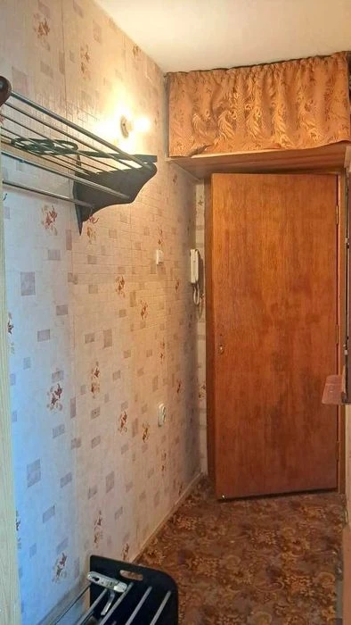 СМ Продам 2 кімнатну квартиру 46 м2 Роздільні кімнати