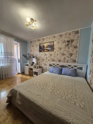 3-кімнатна квартира в Центрі Ya