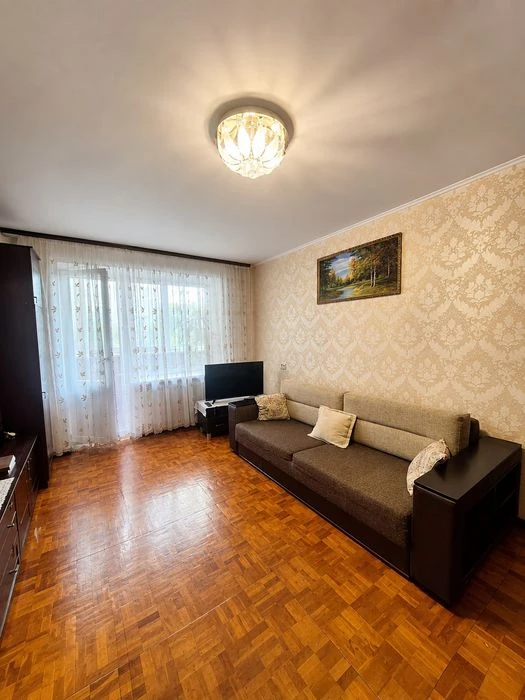 3-кімнатна квартира в Центрі Ya